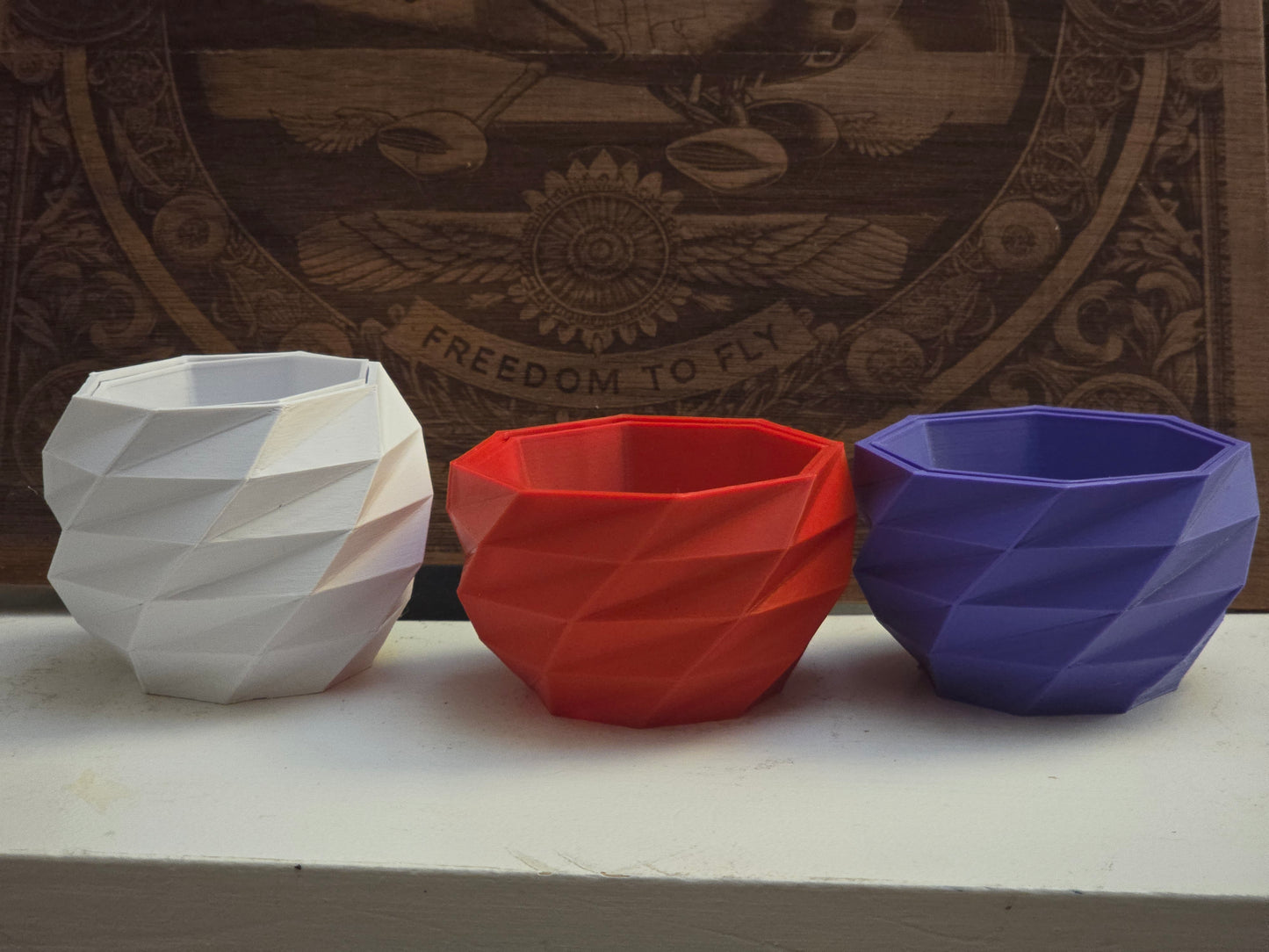 Geometric 3D Printed Planter – Modern Mini Pot for Succulents & Cactus | PLA Eco-Friendly | Bold Colors. Plants it's Not included.