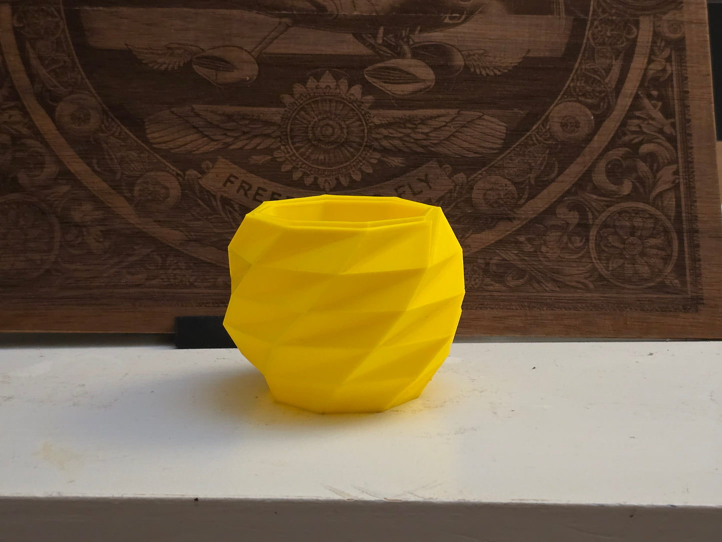 Geometric 3D Printed Planter – Modern Mini Pot for Succulents & Cactus | PLA Eco-Friendly | Bold Colors. Plants it's Not included.